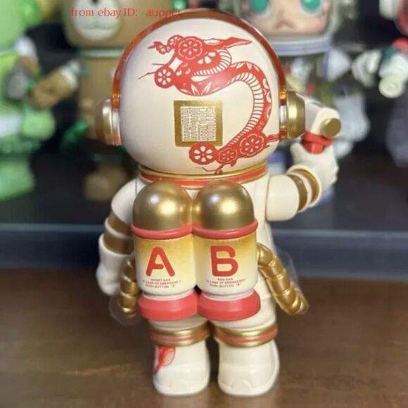 Pop Mart Molly 100% Year of the Snake Figurine - Picture 4 of 5